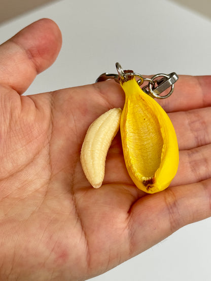 Banana keychain with detachable pulp